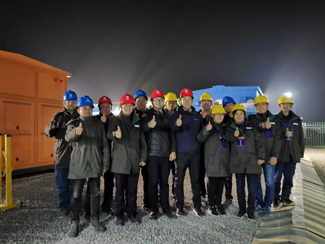 (新春走基层)苏格兰裙映中国红 国际友人体验宁波年味