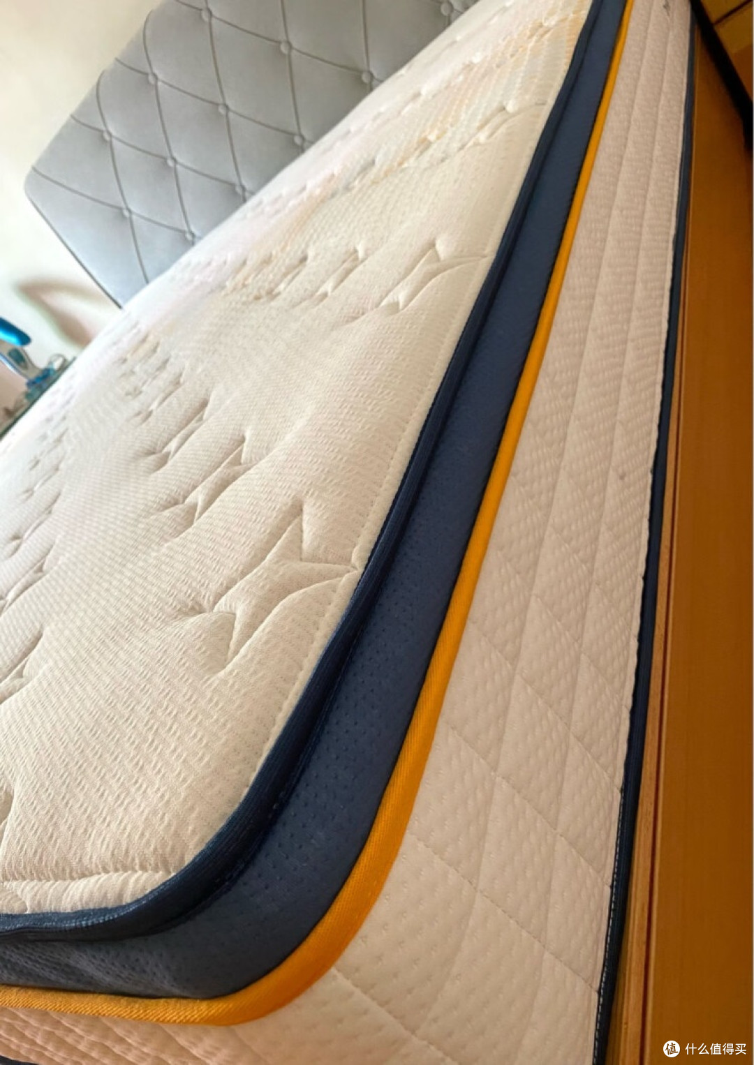 喜临门获得外观设计专利授权：“床垫（智能4）”