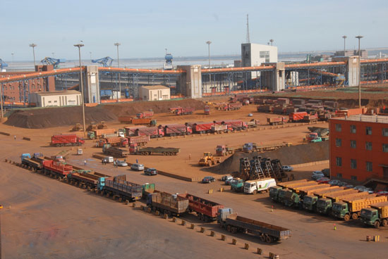 天津滨海新区：“流量”港口与“硬核”产业的交响