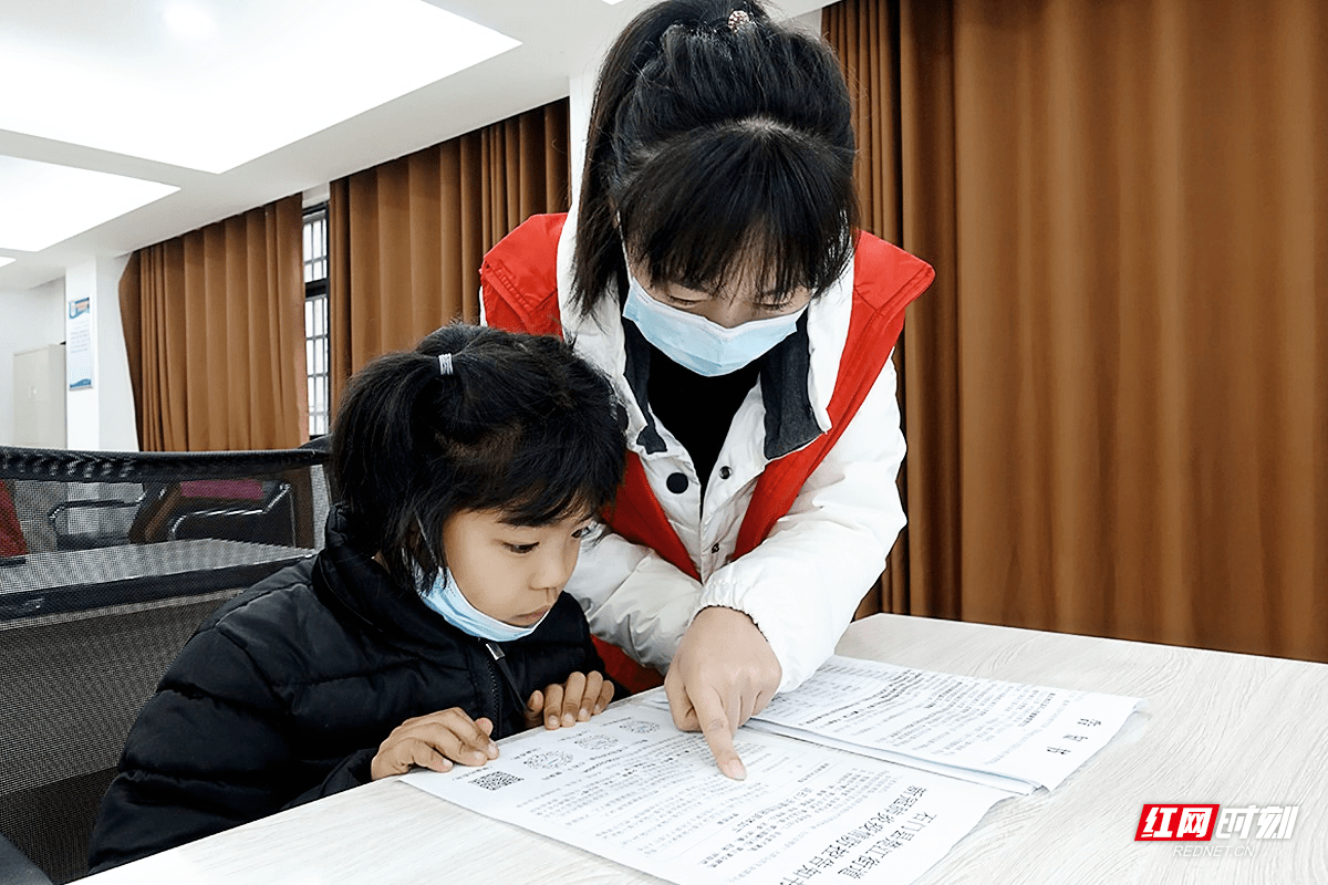 “反向过年”火了！“只要在一起，在哪都是过年！”丨新春走基层