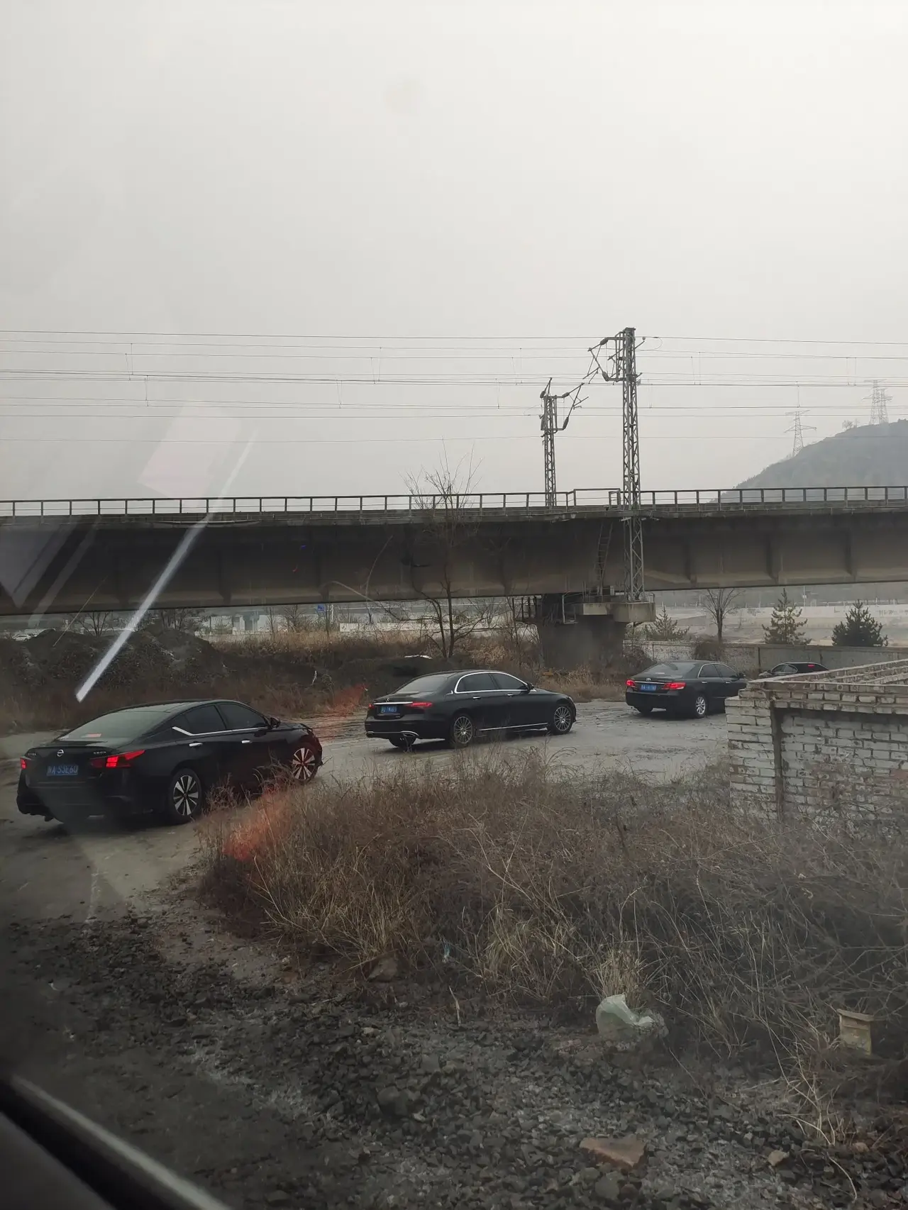 受雨雪天气影响 黑龙江省18条高速公路全线封闭