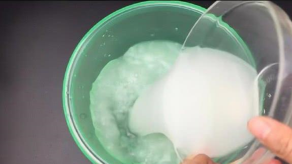 “淘米水”洗菜比清水更干净？