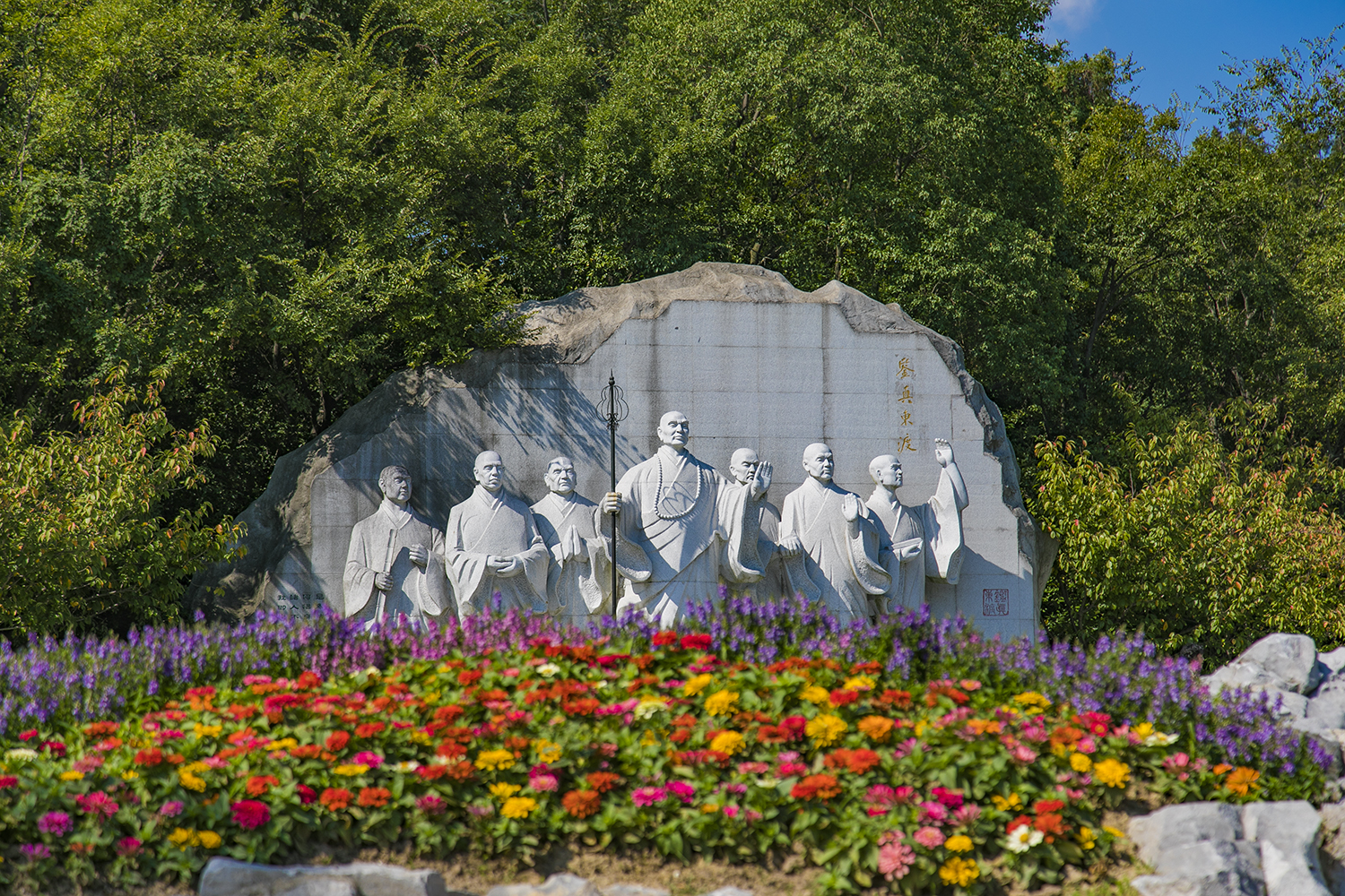 人民鉴真23期丨解散电影部门？华策影视回应：传闻不实