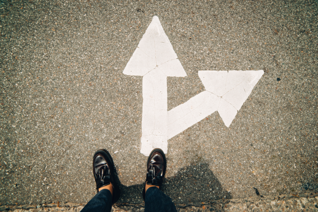 易主助推多瑞医药股价飙涨，业绩“虚火”难掩，无医药背景新迎破局挑战