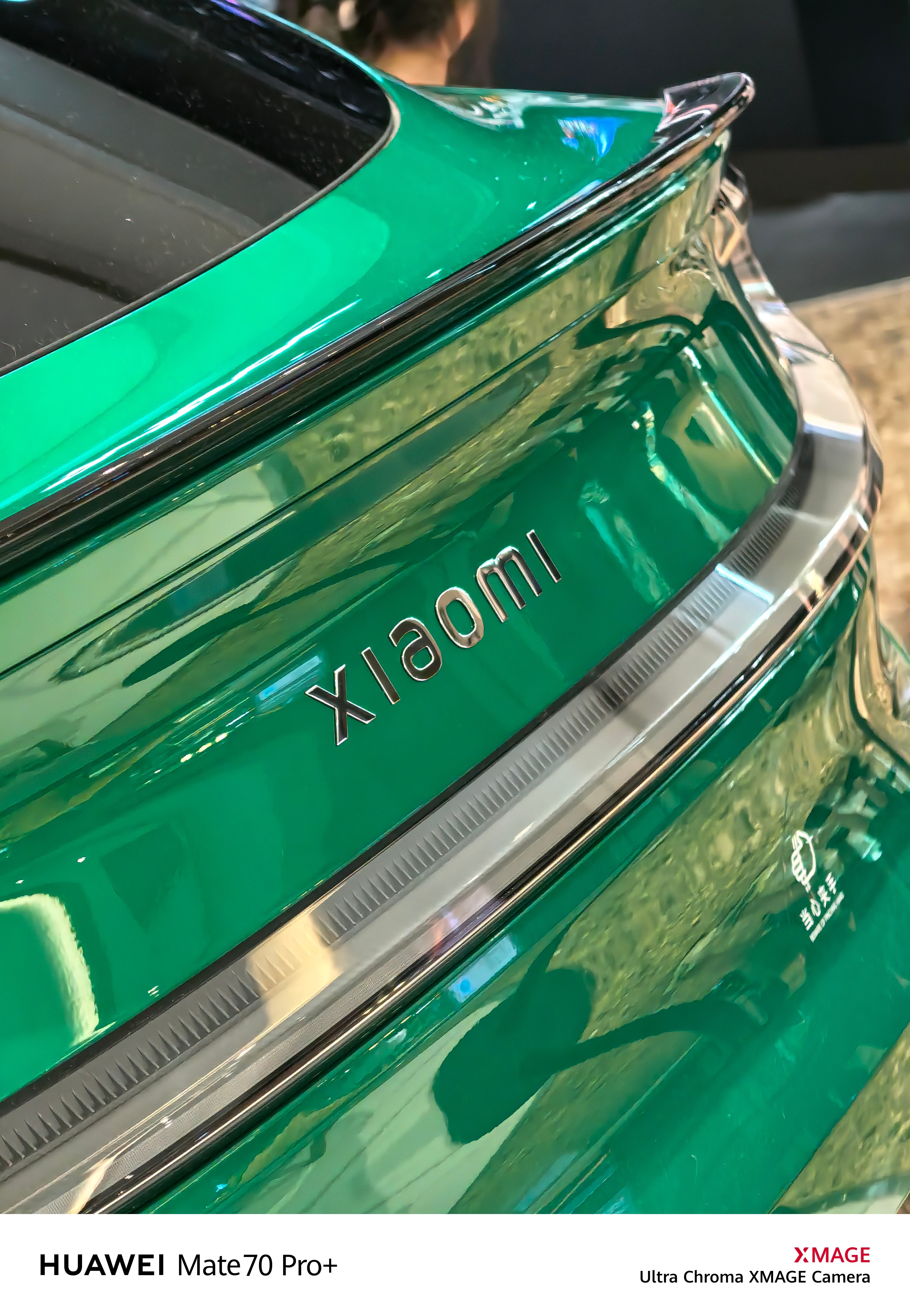 雷军:新SU7门锁电源有三重防护,一个大电池,一个小电池以及一个备用电源,还有机械门把手!小米汽车目标是造同档最安全的车