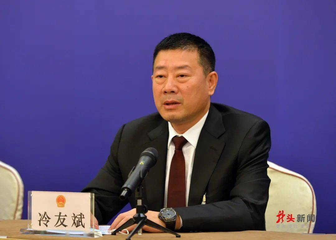 （全国两会）冷友斌代表：加强乳品技术自主创新