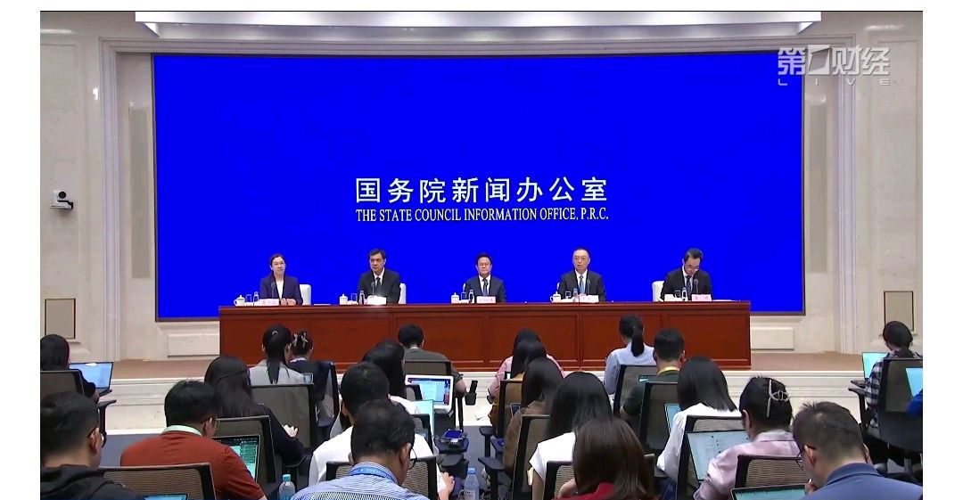 郑栅洁:推动北斗产业规模五年内突破1万亿元