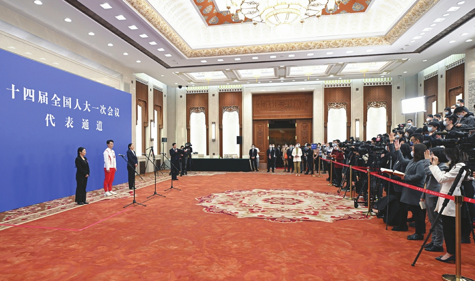 “数说”交通、农业、体育 “部长通道”传递民生温度