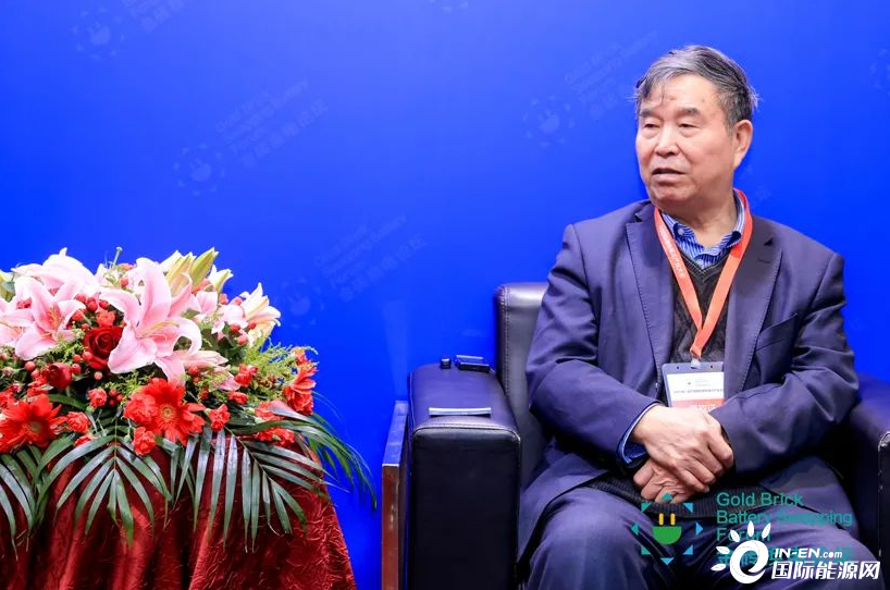 银星能源获得实用新型专利授权：“一种新能源电站移动式涉网检测装置”