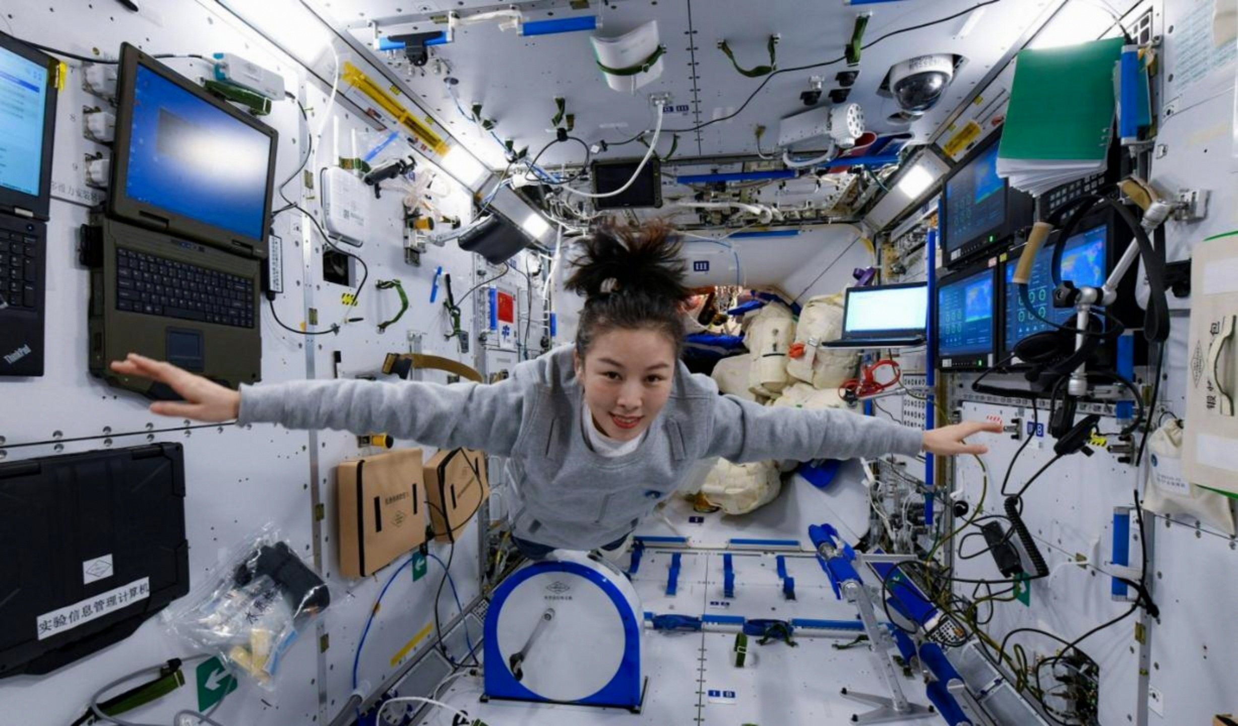 美国计划推进4月实施载人绕月飞行任务