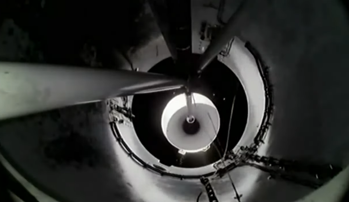 美国计划推进4月实施载人绕月飞行任务