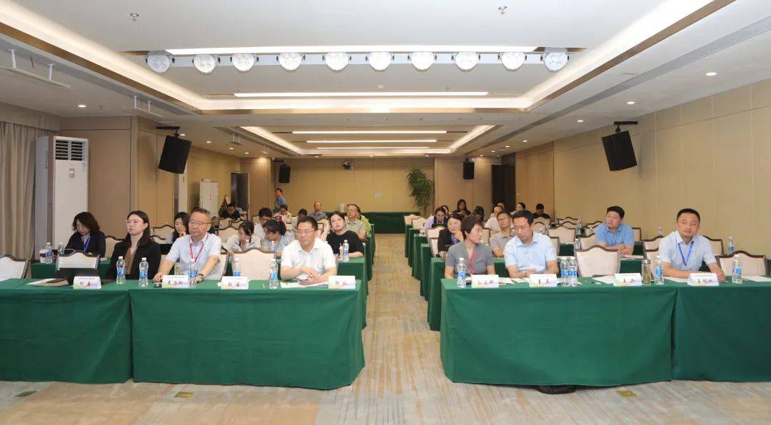 华为肖德刚:AI技术与存储密不可分,加速迈入双向赋能新阶段