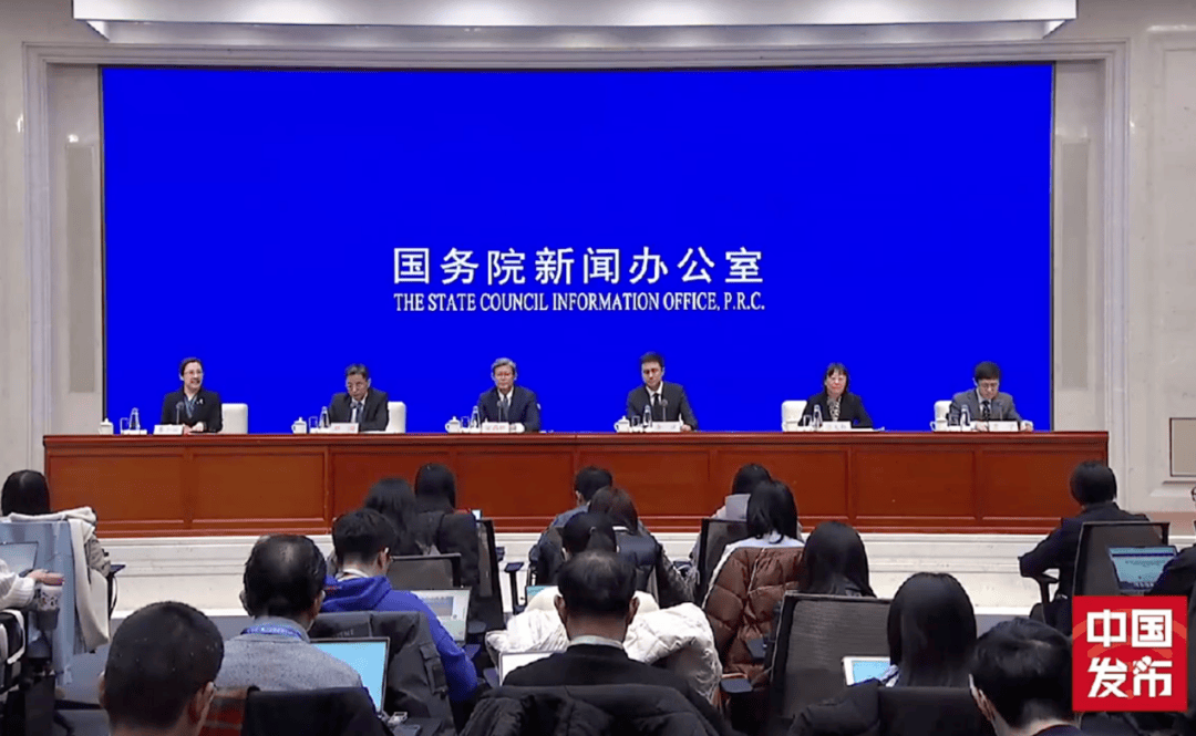 央行行长最新发声！关乎股市、债市、人民币→