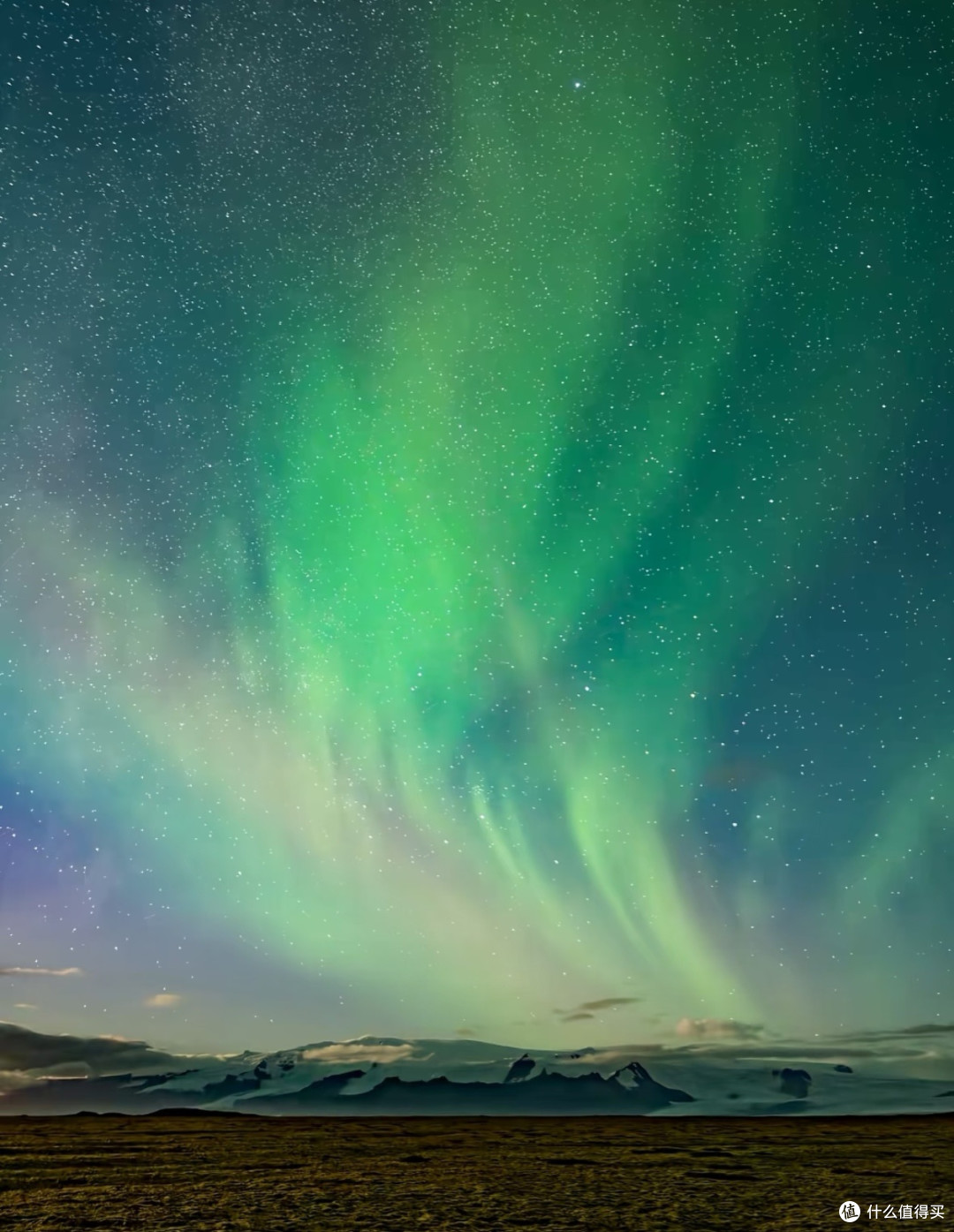 漠河再现红绿极光 大批游客春日踏雪追光