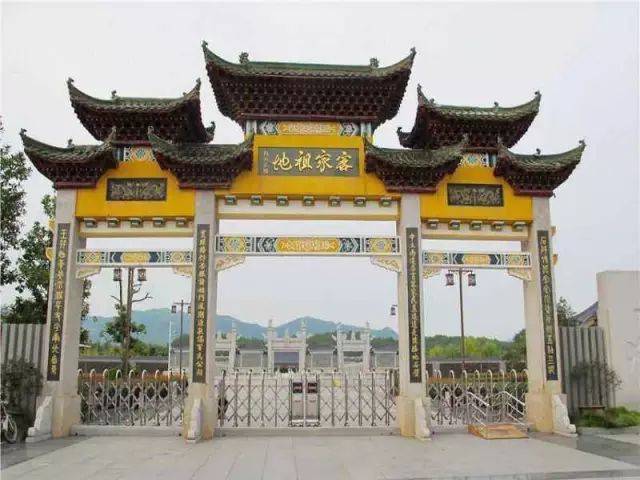 赏花踏青需求旺盛 南铁清明假期预计发送旅客650万人次