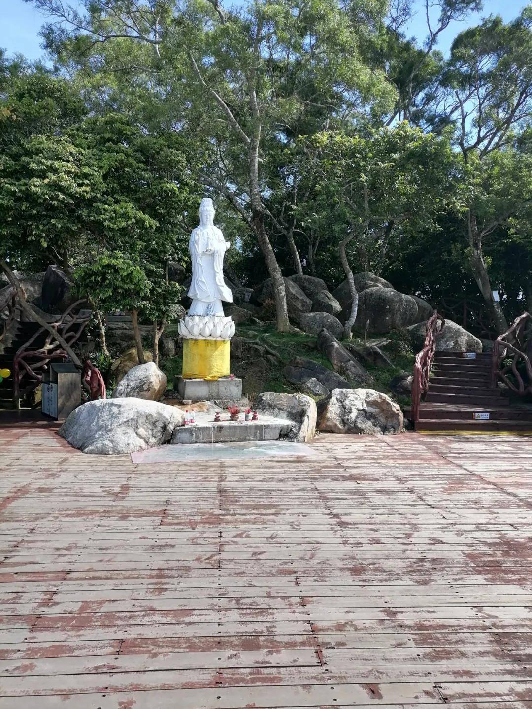 海南产经新观察：三亚旅游形态全面转型