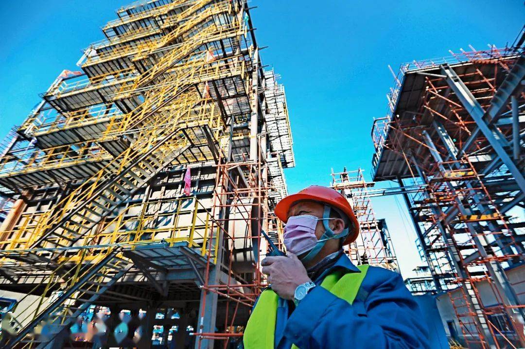 中国石油集团董事长戴厚良同卡塔尔能源事务国务大臣举行视频会议