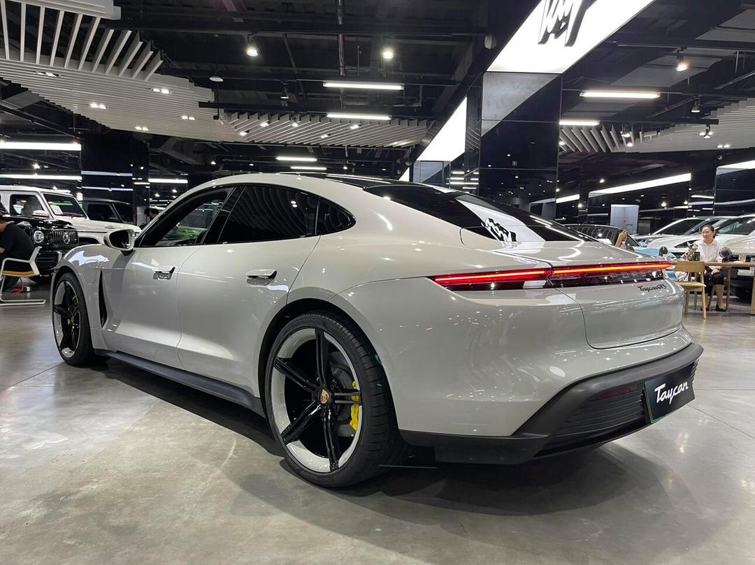 渝都传媒（873155）：拟向郑绍民出售公司资产保时捷Taycan小汽车一辆