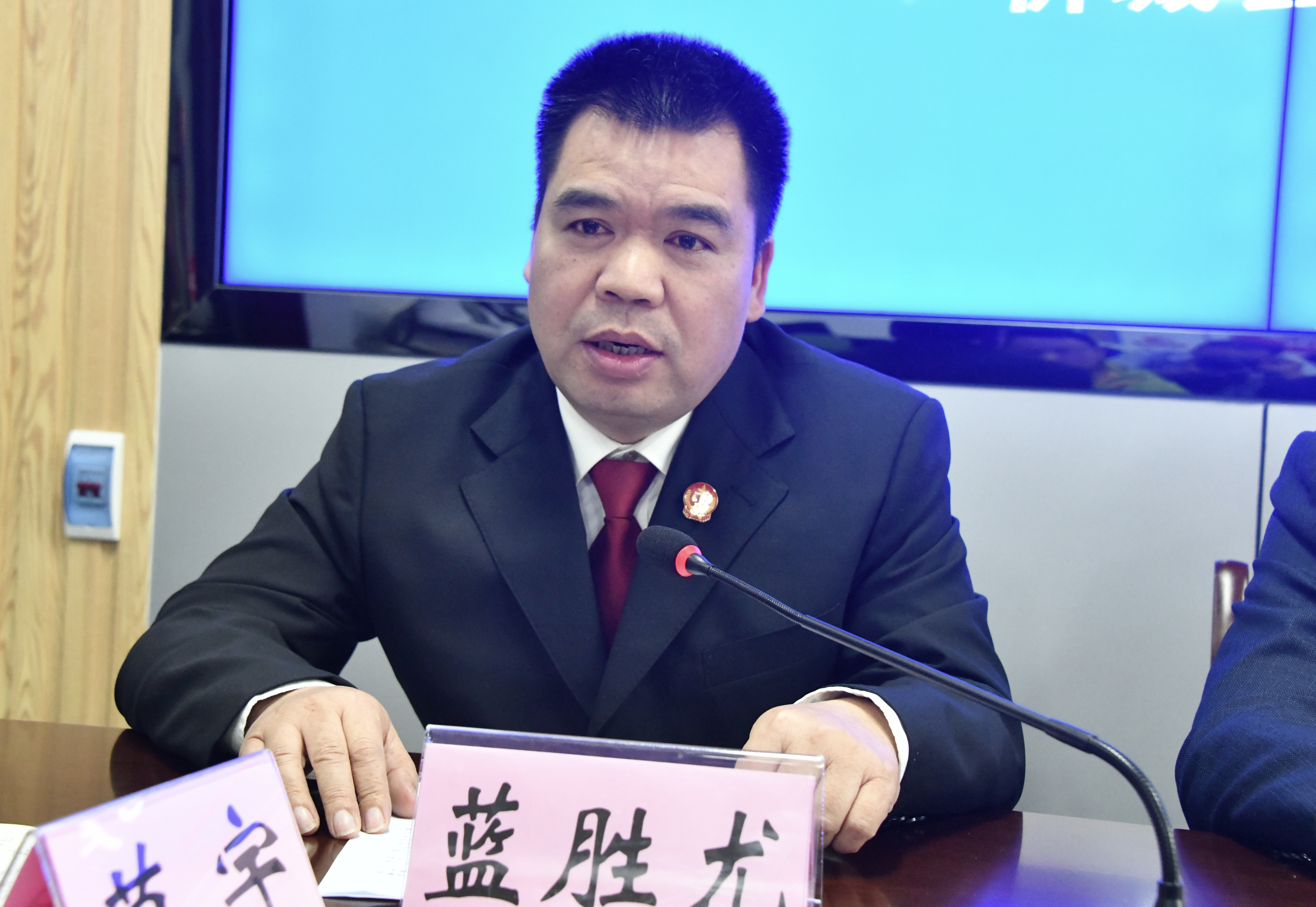 一企业买地建厂因地块有污染被叫停？广西来宾忻城县通报