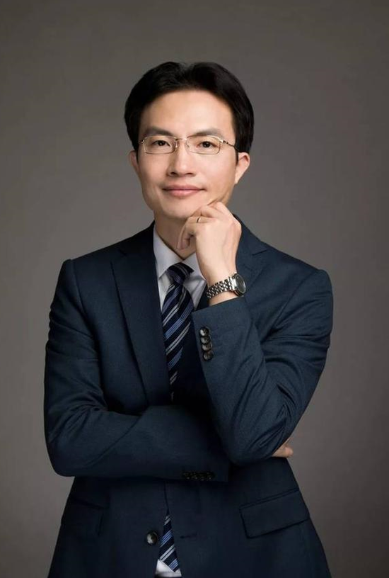20年老将加盟，这类公募引入职业经理人！什么情况？
